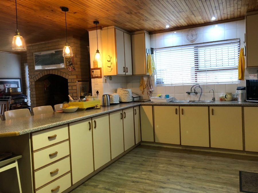 3 Bedroom Property for Sale in Perlemoenbaai Western Cape